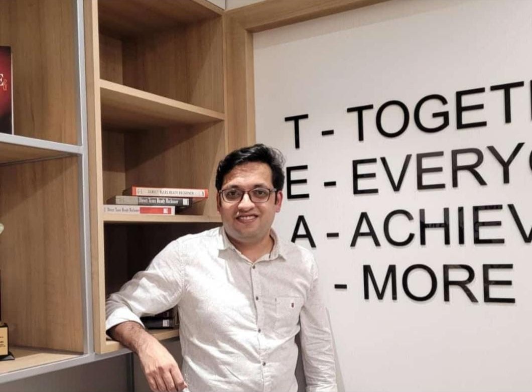Milan Surana in the Metier HR Services and HR Trainings office